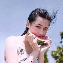 杭州吃瓜女孩是谁,真相背后的网络热议