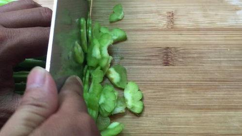 雷公瓜怎么吃最好吃呢视频,视频教你如何吃出最佳口感
