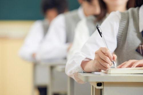 校园吃瓜事件曝光视频